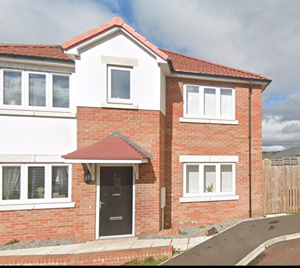 3 Bedroom Semi-Detached House To Rent In Lime Close, DH6