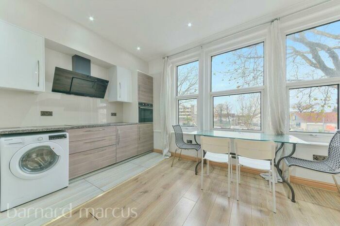 2 Bedroom Flat To Rent In London Road, Thornton Heath, CR7