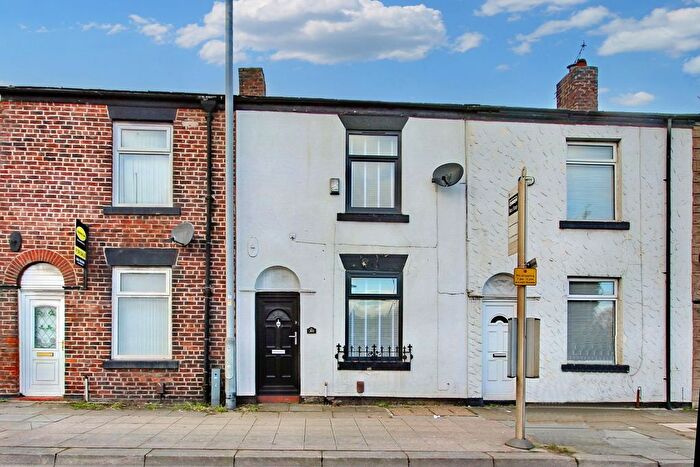 2 Bedroom Terraced House For Sale In Bury New Road, Whitefield, M45