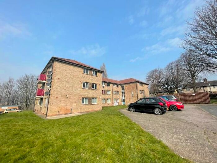 2 Bedroom Semi-Detached House To Rent In Fountain Way, Shipley, West Yorkshire, BD18