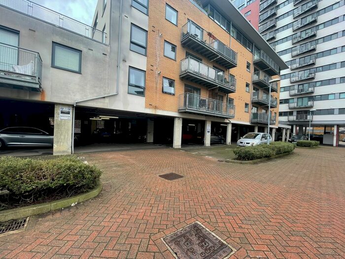 Garage / Parking To Rent In Parking Bay, City Gate House, IG2