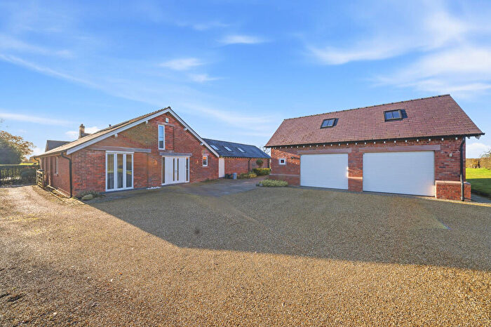 4 Bedroom Detached House To Rent In Roadside Farm Barn, Barnshaw, CW4