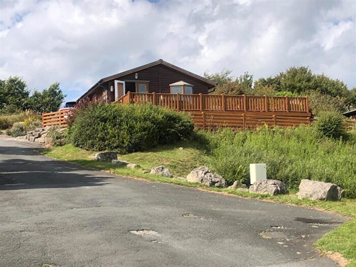 3 Bedroom Chalet For Sale In Glan Gors Holiday Park, Brynteg, LL78