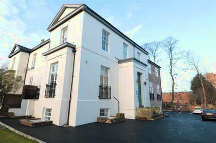 2 Bedroom Flat To Rent In Daisy Bank Road, Victoria Park, Manchester, M14