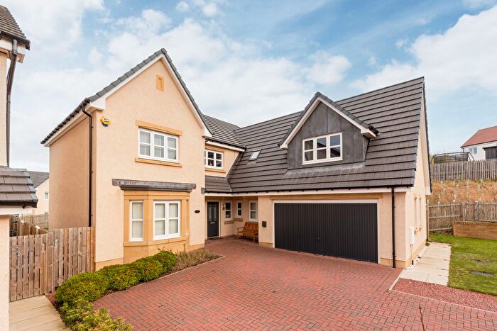 5 Bedroom Detached House For Sale In Burn Grange Park, Newtongrange, Dalkeith, EH22