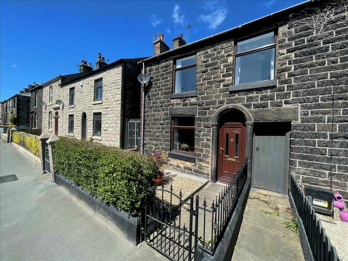 3 Bedroom End Of Terrace House To Rent In Park Road, Adlington, PR7