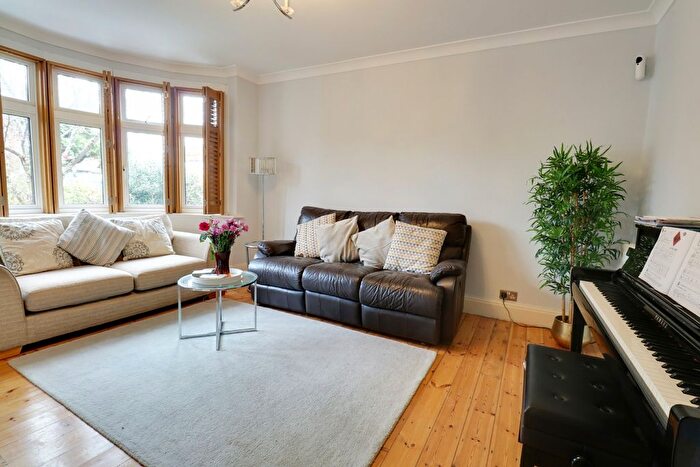 4 Bedroom End Terrace House To Rent In Murray Avenue, Bromley, Kent, BR1