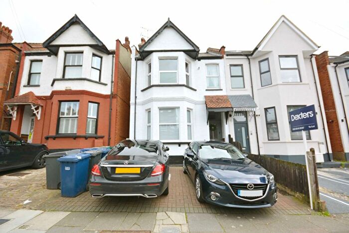 2 Bedroom Flat To Rent In Mount Road, London, NW4