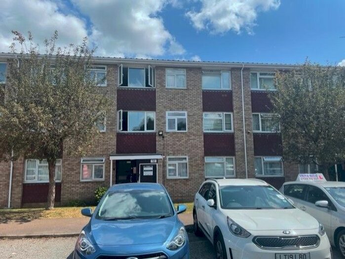 2 Bedroom Flat To Rent In Malzeard Road, Luton, LU3
