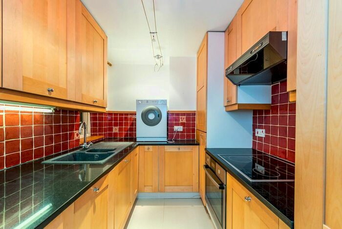 1 Bedroom Flat To Rent In Chelsea Embankment, Chelsea, London, SW3