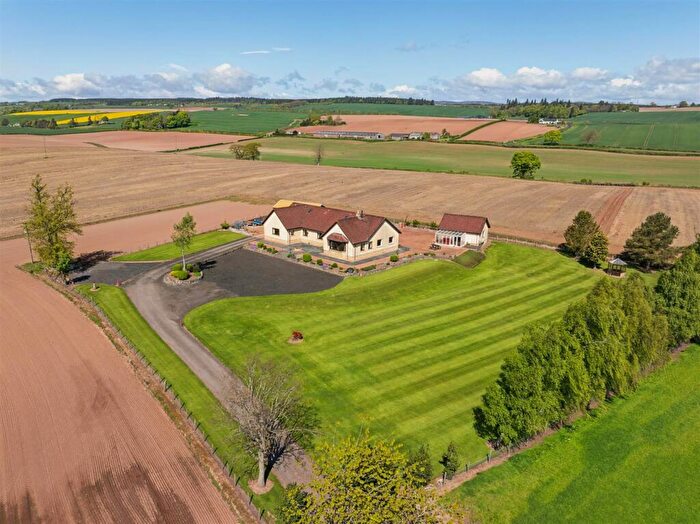6 Bedroom Detached Bungalow For Sale In Silverwell, Balgowan By Methven, Perth, Perthshire, PH1