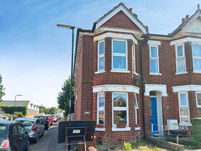 2 Bedroom Terraced House To Rent In Romsey Road, Southampton, Hampshire, SO16