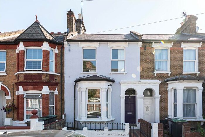 3 Bedroom Terraced House To Rent In Sutherland Road, Tottenham, N17