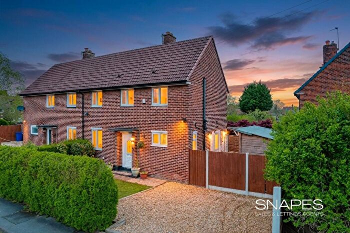 3 Bedroom Semi-Detached House For Sale In Gawsworth Close, Bramhall, SK7