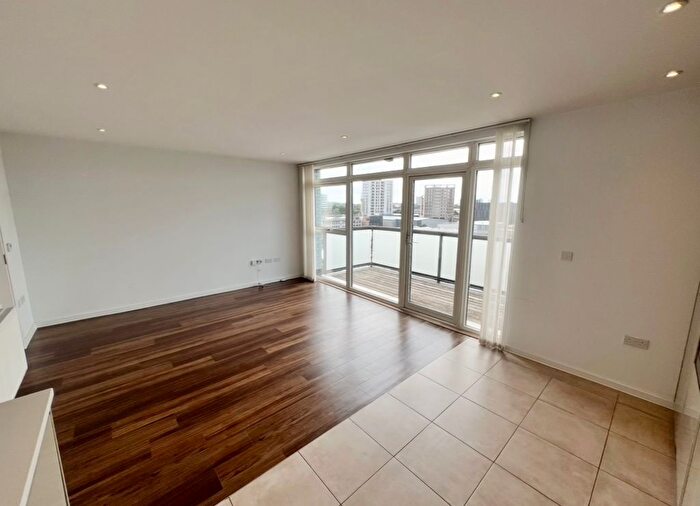 2 Bedroom Flat To Rent In Richard Court, Stanley Road, Acton, W3