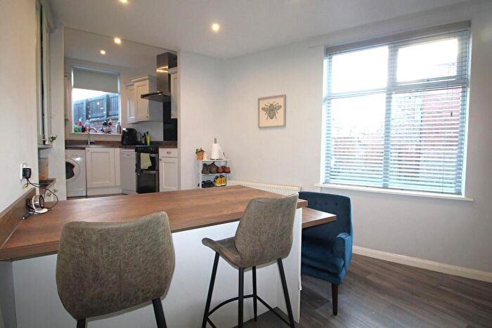 2 Bedroom End Of Terrace House For Sale In Turncroft Lane, Stockport, SK1