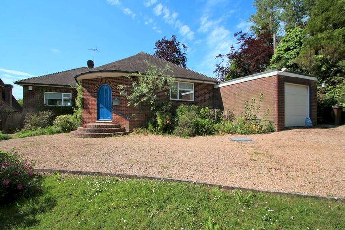 3 Bedroom Detached House For Sale In Shoreham Lane, St. Michaels, TN30