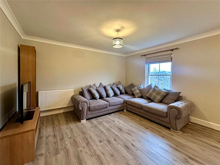 1 Bedroom Flat To Rent In Main Street, Pembroke, Pembrokeshire, SA71