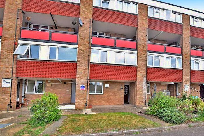 2 Bedroom Flat To Rent In Wheeler Street, Maidstone, ME14