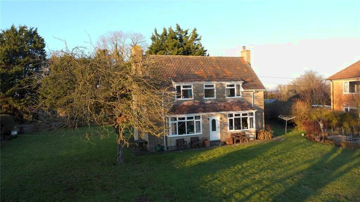 4 Bedroom Country House For Sale In Nolands Road, Yatesbury, Calne, Wiltshire, SN11