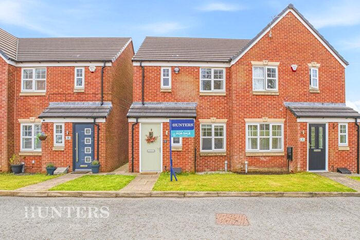 2 Bedroom Semi Detached House For Sale In Mayflower Gardens, Wardle, OL12