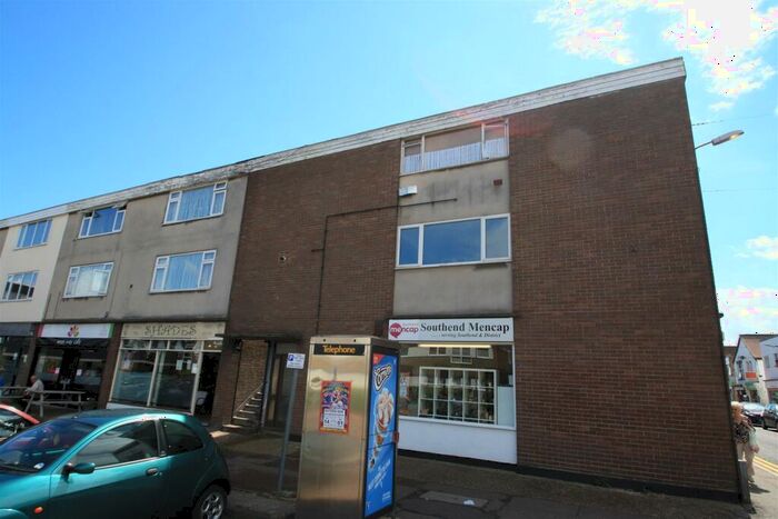 2 Bedroom Flat To Rent In Avon Way, Shoeburyness, SS3