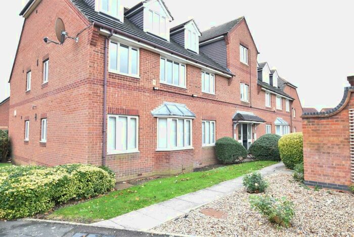 1 Bedroom Apartment To Rent In Cavell Crescent, Harold Wood, Romford, RM3