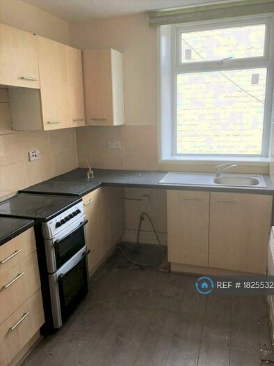1 Bedroom Flat To Rent In Herbert Street, Burnley, BB11