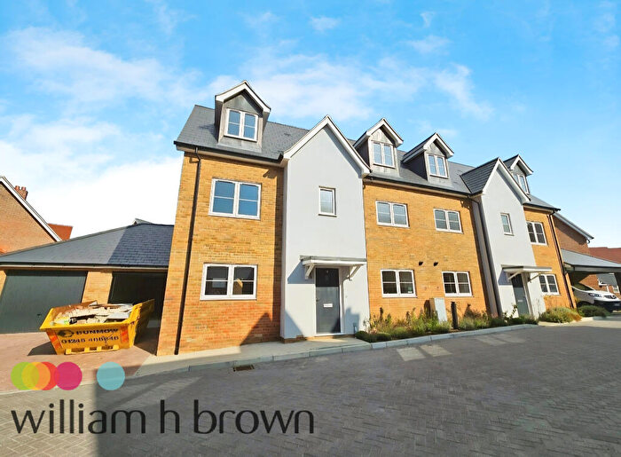 5 Bedroom House To Rent In Hawthorn Close, Bicknacre, Chelmsford, CM3