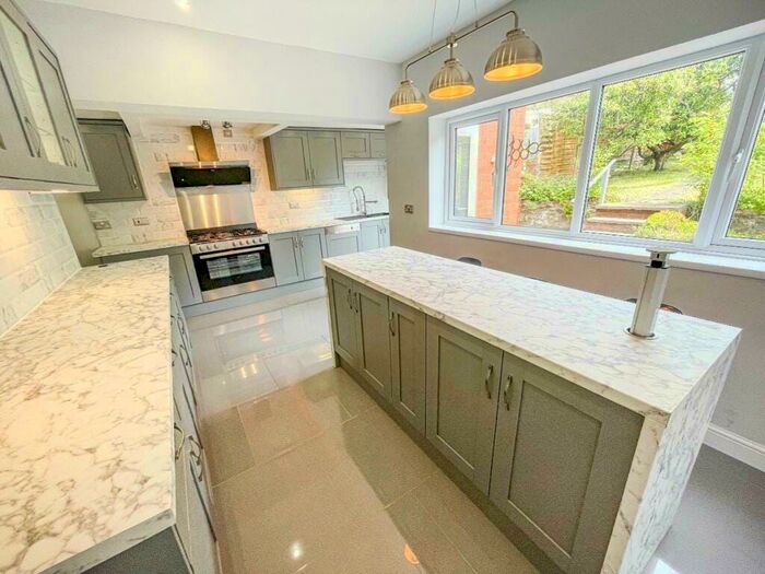 3 Bedroom Detached House To Rent In Highfield Crescent, Rowley Regis, B65