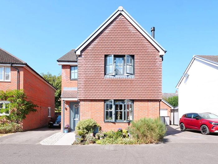 3 Bedroom Detached House For Sale In Anstee Road, Shaftesbury, SP7