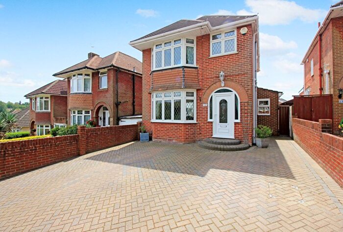 3 Bedroom Detached House For Sale In Bitterne Road East, Bitterne, SO18