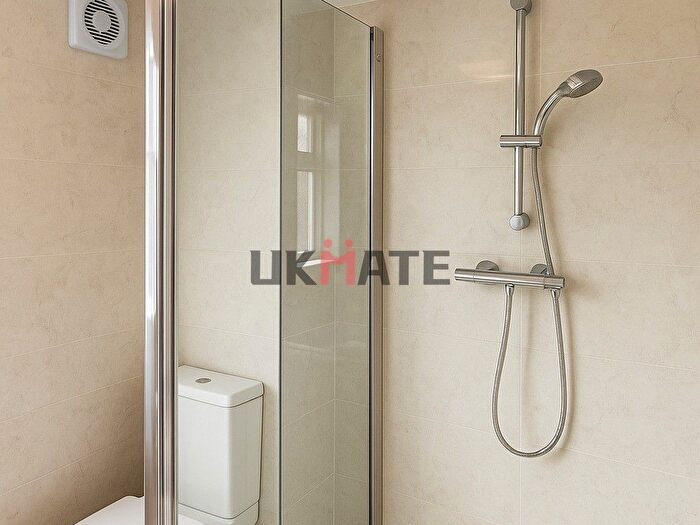 1 Bedroom Property To Rent In Station Road, Norbiton, Kingston Upon Thames, KT2