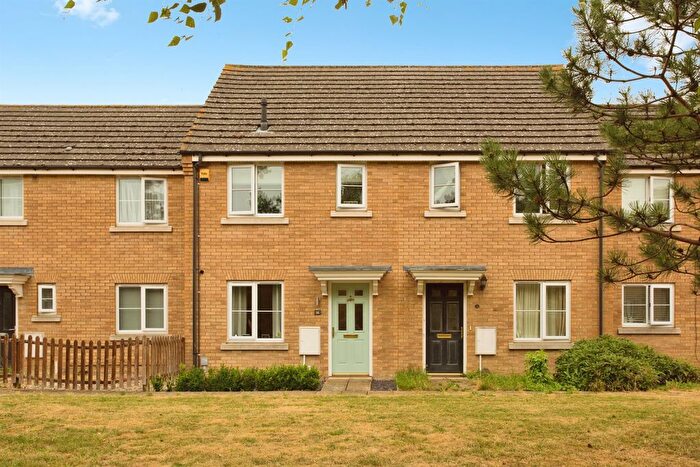 2 Bedroom Terraced House For Sale In Sheepwash Way, Longstanton, Cambridge, CB24