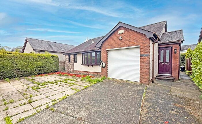 3 Bedroom Bungalow For Sale In Ffordd Gwyndy, Penrhosgarnedd, Bangor, Gwynedd, LL57