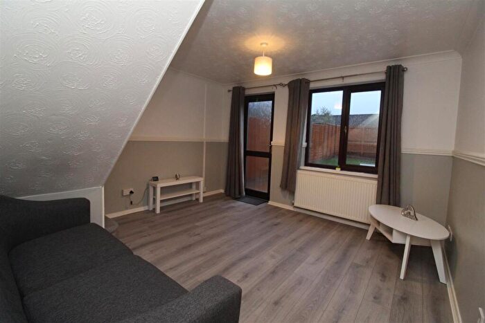 2 Bedroom House To Rent In Maes Yr Hafod, Creigiau, Cardiff, CF15