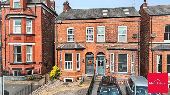 4 Bedroom Semi Detached House For Sale In Victoria Crescent, Eccles, M30