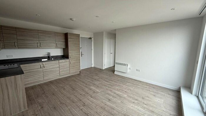 1 Bedroom Apartment To Rent In Crocus Street, Nottingham, Nottinghamshire, NG2