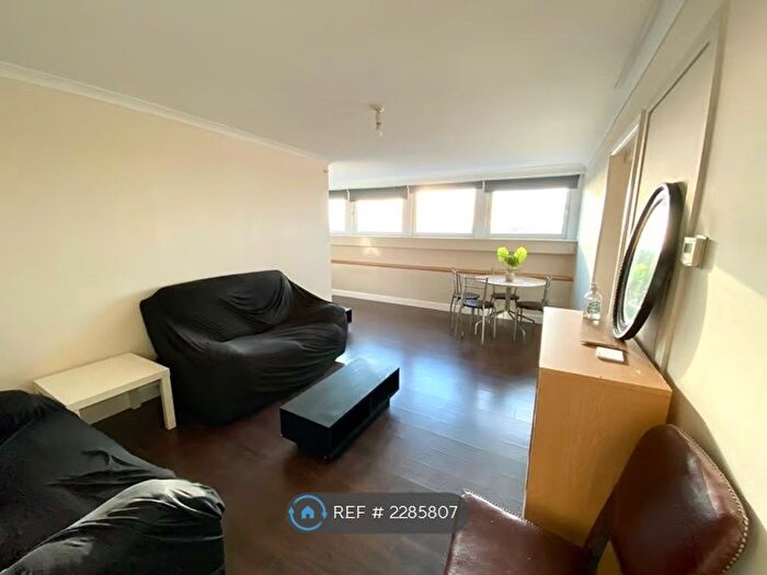 1 Bedroom Flat To Rent In Blythswood Court, Glasgow, G2