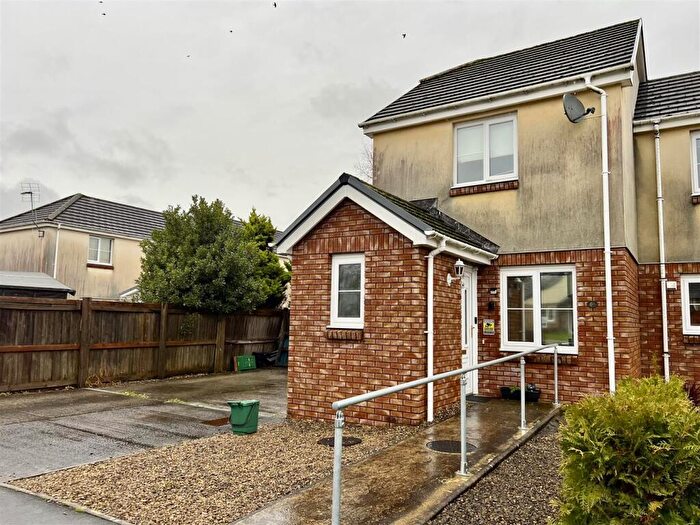 2 Bedroom Semi Detached House For Sale In Fforest Fach, Tycroes, Ammanford, SA18