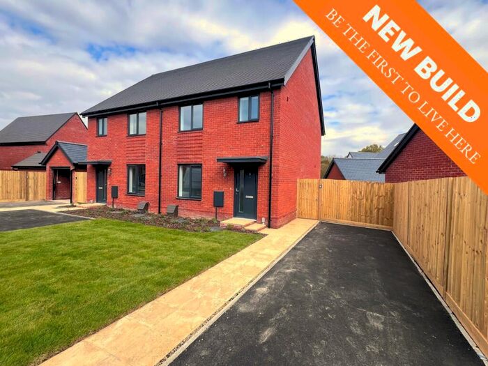 3 Bedroom Semi-Detached House To Rent In Bedlams Close, Whiteley, Fareham, Hampshire, PO15