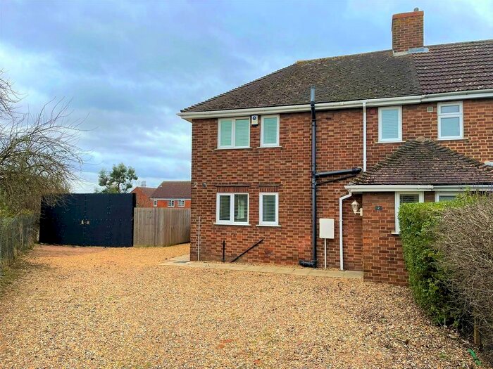 3 Bedroom Detached House To Rent In Potton Road, St. Neots PE19