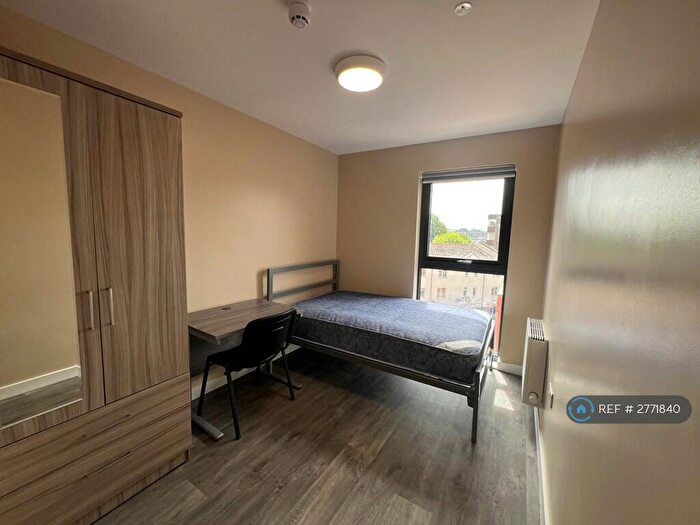 6 Bedroom Flat To Rent In Hepburn Court A, Bristol, BS2