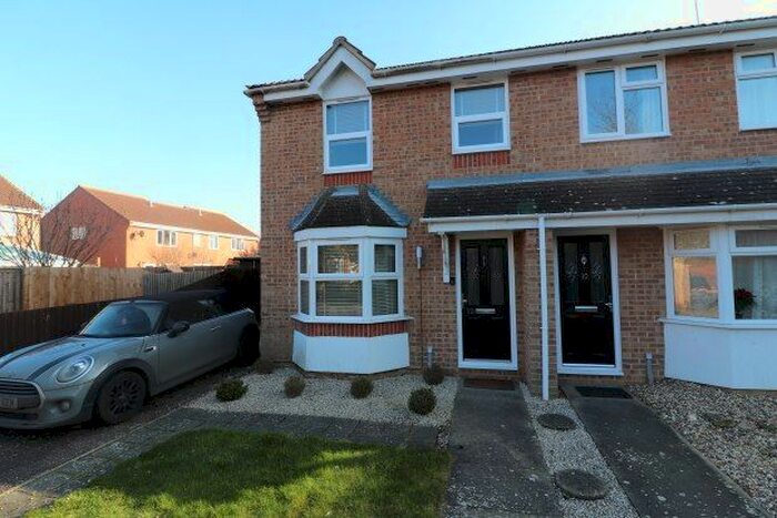 3 Bedroom Property To Rent In Barleyfields, Witham CM8