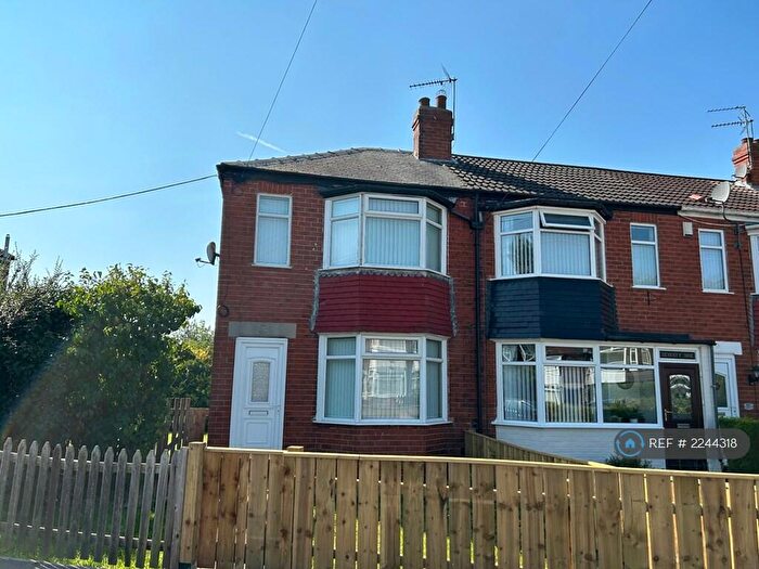 2 Bedroom End Of Terrace House To Rent In Rockford Avenue, Hull, HU8