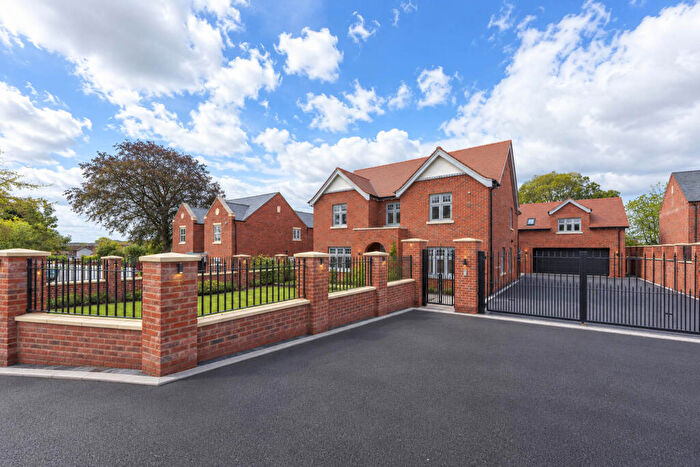 5 Bedroom Detached House For Sale In Shelford Road, Radcliffe On Trent, Nottinghamshire, NG12