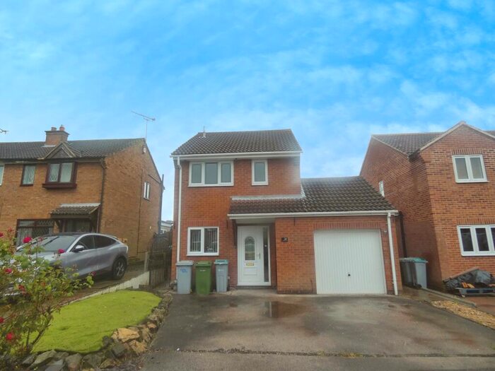 3 Bedroom Detached House To Rent In Sycamore Close, Rainworth, NG21