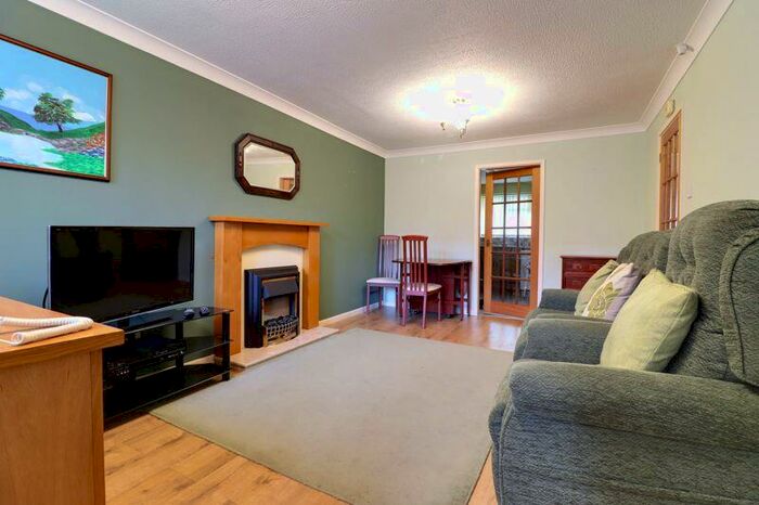 2 Bedroom Bungalow For Sale In Lilleshall Way, Western Downs, Staffordshire, ST17