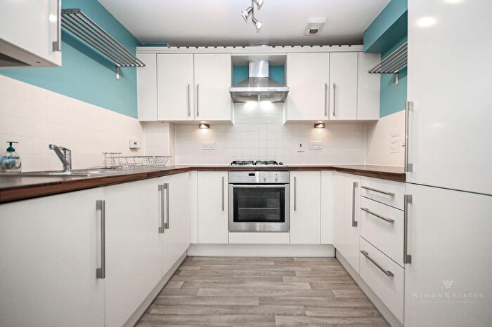 1 Bedroom Flat To Rent In St. Johns Road, Winston Court, TN4