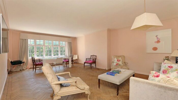 2 Bedroom Flat To Rent In Porchester Gardens, Bayswater, W2